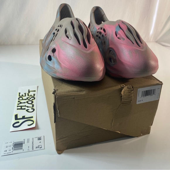 Yeezy Foam RNR MX Sand Size 9 NEW In Box - Picture 6 of 9